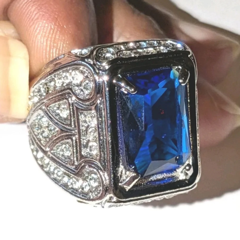 Elegant Silver and Blue Sapphire Ring Sz 8